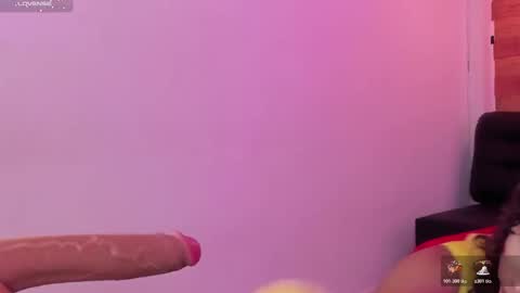 emily_brown04 online show from 01-11-26, 12:54