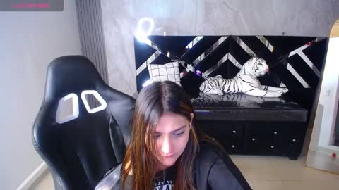 emily_cooper_t online show from 09-17-25, 03:08