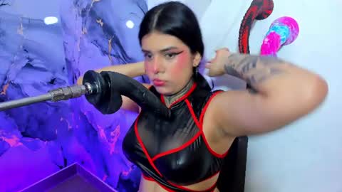 Snapshot of emily_evol chatting on 07-09-26, 12:09 emily_evol online show from 07-09-26, 12:09