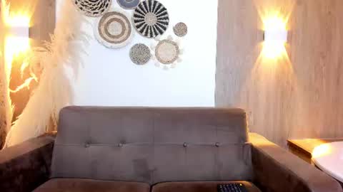 Snapshot of emily_frostt chatting on 06-29-26, 11:43 emily_frostt online show from 06-29-26, 11:43