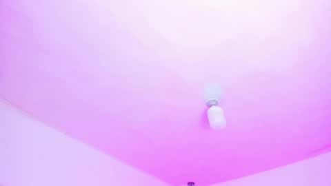 Snapshot of emily_gil1 chatting on 02-10-25, 05:52 Emi online show from 02-10-25, 05:52