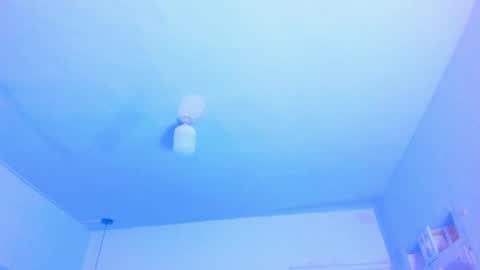 Snapshot of emily_gil1 chatting on 03-06-25, 08:16 Emi online show from 03-06-25, 08:16