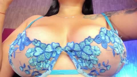 Emily  online show from 02-07-26, 07:17