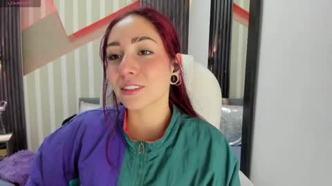 Snapshot of emily_layton chatting on 02-19-26, 12:28 Emily online show from 02-19-26, 12:28