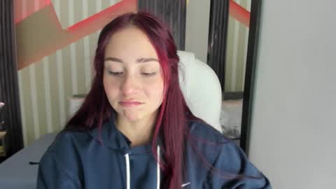 Snapshot of emily_layton chatting on 02-23-26, 12:30 Emily online show from 02-23-26, 12:30