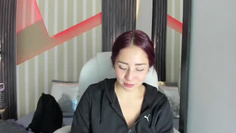 Snapshot of emily_layton chatting on 02-24-26, 12:19 Emily online show from 02-24-26, 12:19