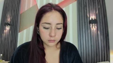 Snapshot of emily_layton chatting on 03-02-26, 09:27 Emily online show from 03-02-26, 09:27