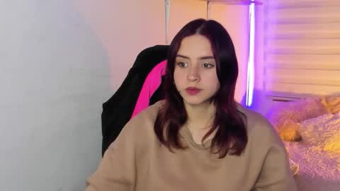 emily_lindey online show from 01-11-26, 03:44