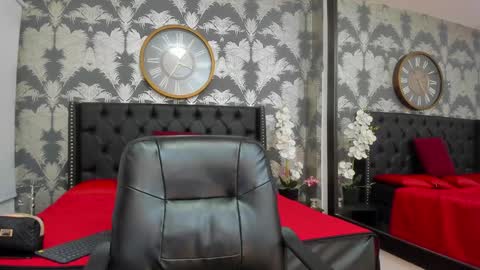 Emily online show from 02-04-25, 03:26