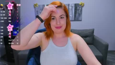 Snapshot of emily_midlton chatting on 06-23-26, 01:09 Emily online show from 06-23-26, 01:09