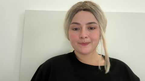 emily_morning_dew online show from 10-12-25, 11:09