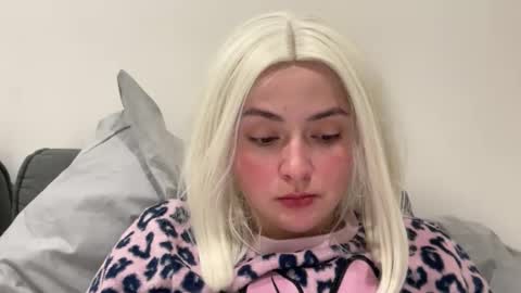 emily_morning_dew online show from 01-09-26, 07:48