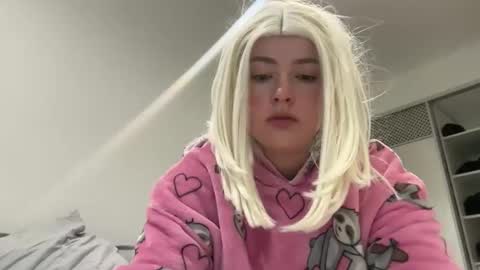 emily_morning_dew online show from 01-13-26, 06:51