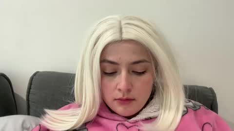 emily_morning_dew online show from 01-15-26, 12:32