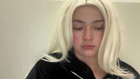 emily_morning_dew online show from 02-11-26, 04:39