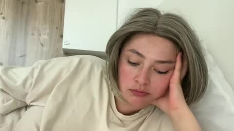 Snapshot of emily_morning_dew chatting on 06-28-26, 10:10 emily_morning_dew online show from 06-28-26, 10:10