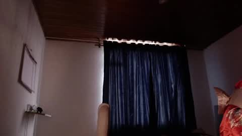 Snapshot of emily_pearl_ chatting on 12-21-24, 09:36 emily_pearl_ online show from 12-21-24, 09:36