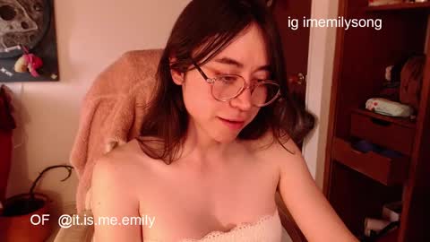 Snapshot of emily_pearl_ chatting on 02-12-26, 08:48 emily_pearl_ online show from 02-12-26, 08:48
