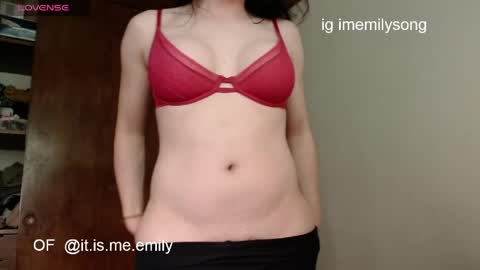 Snapshot of emily_pearl_ chatting on 06-09-26, 07:36 emily_pearl_ online show from 06-09-26, 07:36