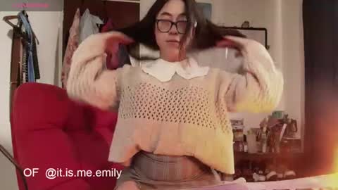Snapshot of emily_pearl_ chatting on 07-22-26, 05:38 emily_pearl_ online show from 07-22-26, 05:38