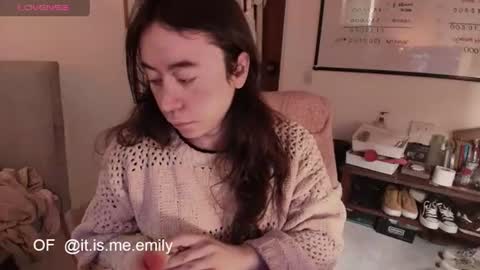 Snapshot of emily_pearl_ chatting on 08-06-26, 11:12 emily_pearl_ online show from 08-06-26, 11:12
