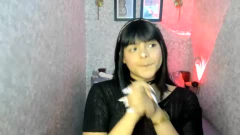 emily_rosue_ online show from 07-18-26, 02:05