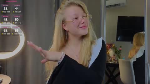 emily shepard online show from 09-09-25, 02:22