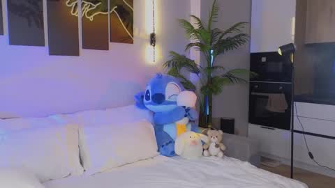 emily shepard online show from 04-21-26, 02:51