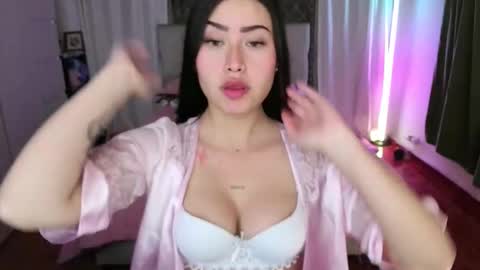 Emily  Swan online show from 01-13-26, 03:56