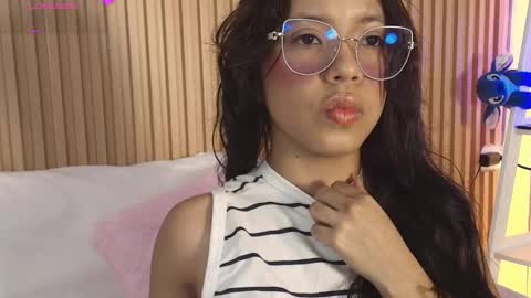 Emily online show from 02-25-26, 12:15