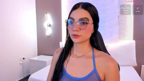 emily_tolson online show from 12-22-25, 07:11