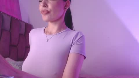 Snapshot of emily_w2 chatting on 06-19-26, 03:55 emily_w2 online show from 06-19-26, 03:55