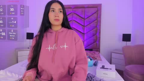 Emilyyy online show from 05-29-26, 01:20