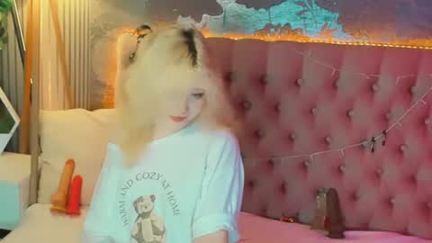 Snapshot of emilyangels chatting on 07-14-26, 06:29 Baby Emelli online show from 07-14-26, 06:29