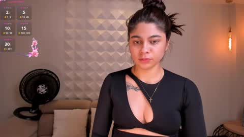 Emily Armstrong online show from 12-06-24, 06:28