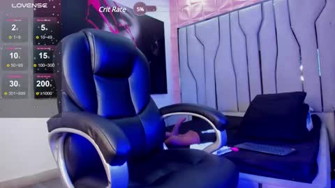 Snapshot of emilycat_777 chatting on 01-19-25, 06:53 emilycat_777 online show from 01-19-25, 06:53