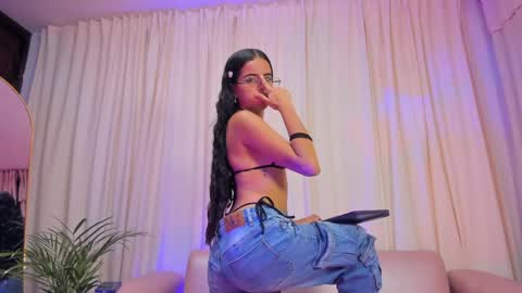 Sweet Emily online show from 03-28-26, 07:13