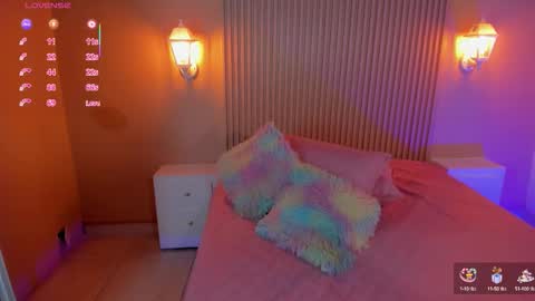 EMILY online show from 10-04-25, 07:34