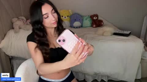 emilyfawn online show from 09-19-25, 04:03