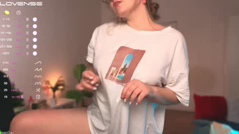 Emily  online show from 01-11-25, 12:29