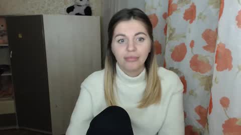 Snapshot of emilyfork chatting on 12-10-24, 03:33 emilyfork online show from 12-10-24, 03:33