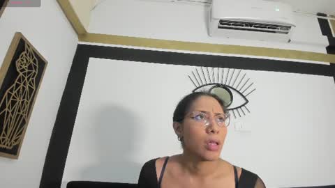 Snapshot of emilygomezz chatting on 07-18-26, 11:25 Emily online show from 07-18-26, 11:25