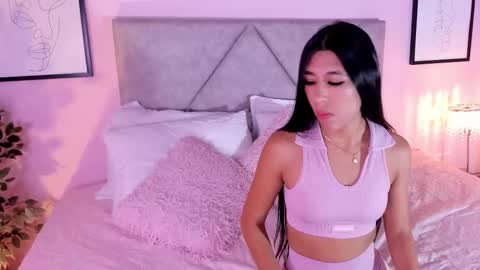 Emily online show from 03-01-26, 01:35