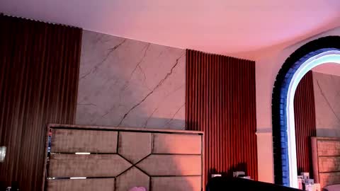 Snapshot of emilyhendrix_ chatting on 10-23-25, 07:45 Emily Hendrix online show from 10-23-25, 07:45