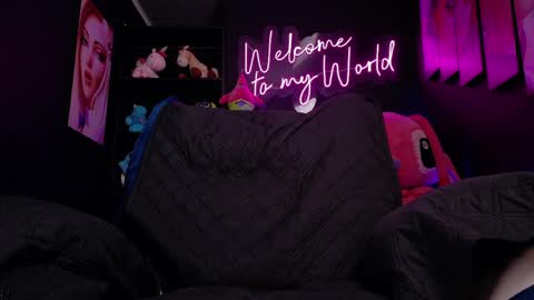 Emily Jhonson online show from 04-01-26, 03:20