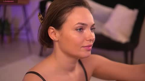 Emily online show from 03-09-26, 11:25