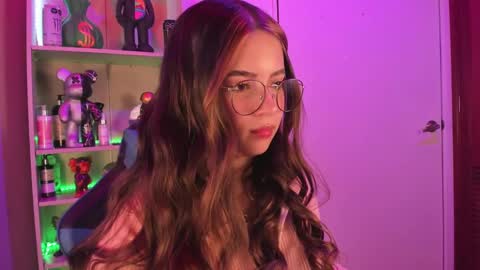 VALEEEN online show from 01-26-25, 03:47