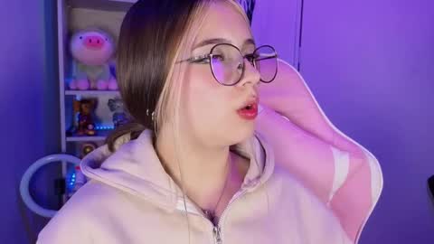 VALEEEN online show from 10-04-25, 09:13