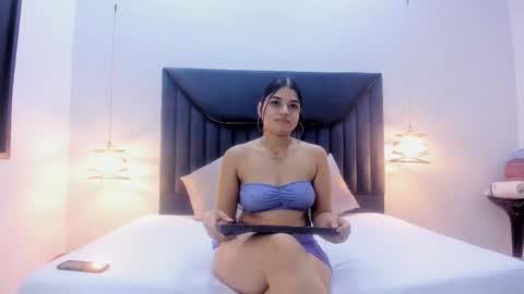Snapshot of emilykartters chatting on 02-21-26, 12:06 emilykartters online show from 02-21-26, 12:06