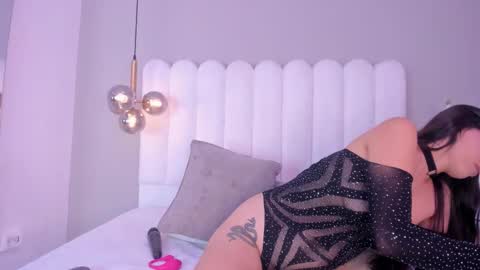 Emily Miller online show from 01-14-26, 12:44